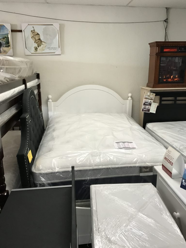 Gallery Furniture Club