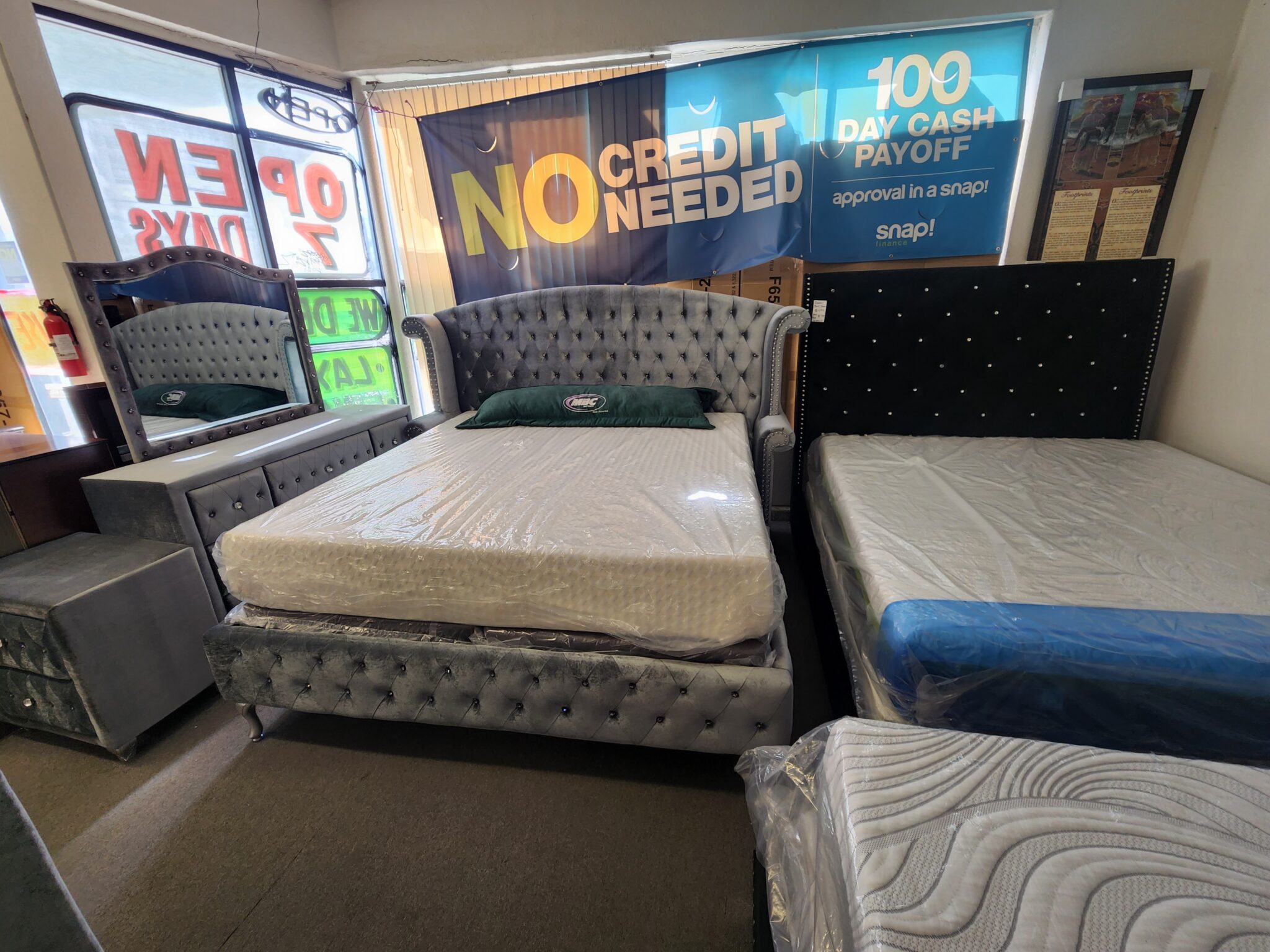 Gallery Furniture Club